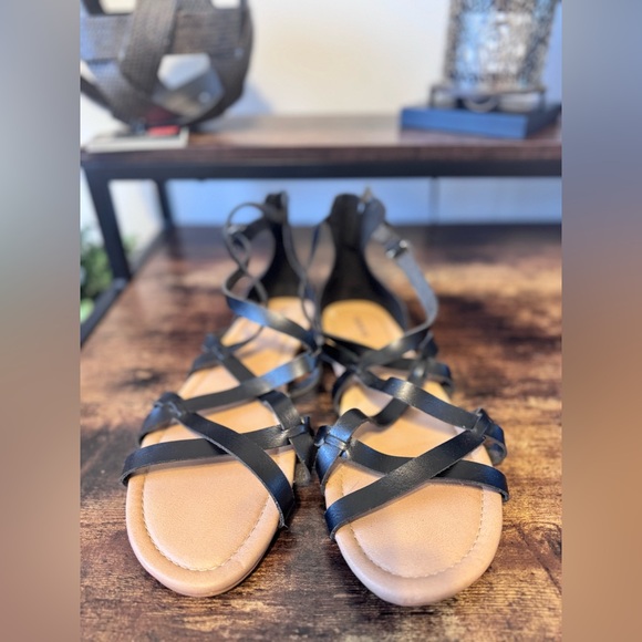 Torrid black gladiator style sandal Size 11.5ww - Picture 10 of 11